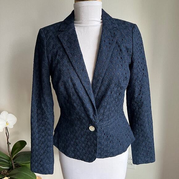 BANANA REPUBLIC EYELET LACE NAVY BLAZER SIZE 2 - Picture 1 of 6